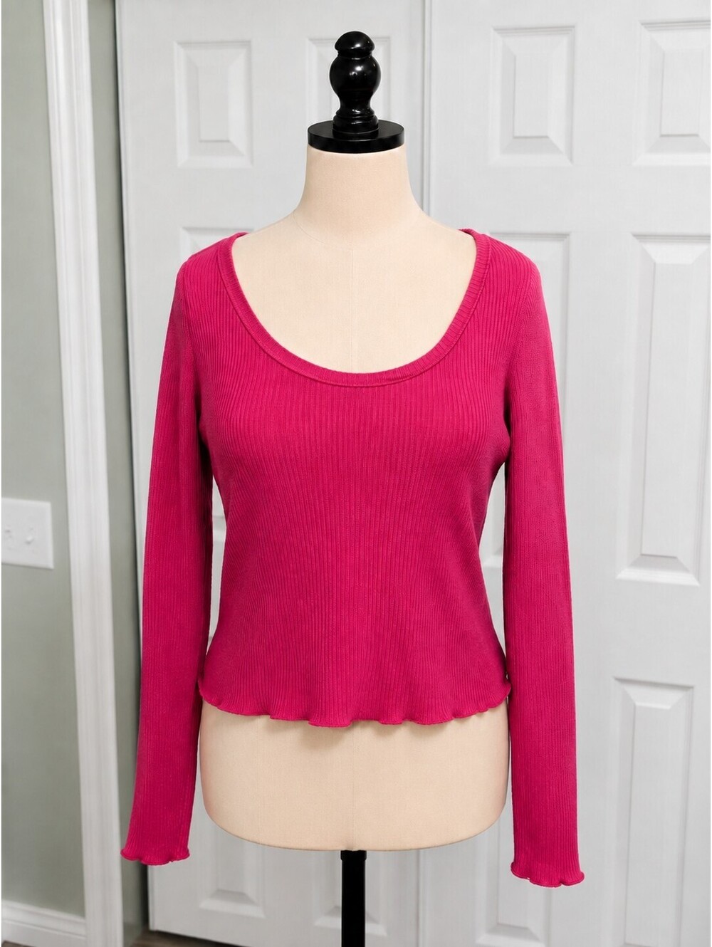 Universal Thread Hot Pink XXL Fine Knit Ribbed V Neck Sweater NWT Fall Colorful